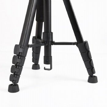 6600 Light Weight Tripod